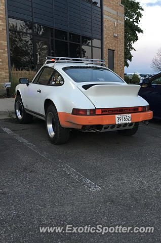 Porsche 911 spotted in Wayzata, Minnesota
