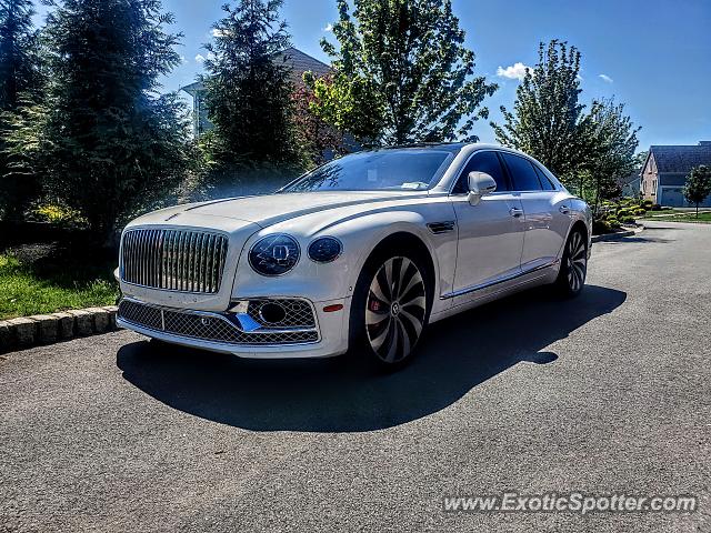 Bentley Flying Spur spotted in New city, New York