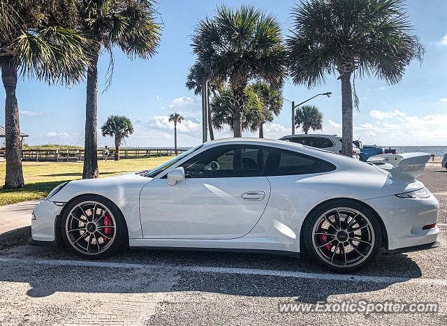 Porsche 911 GT3 spotted in Amelia Island, Florida