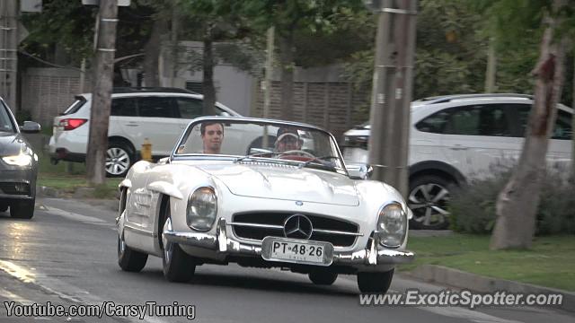 Mercedes 300SL spotted in Santiago, Chile