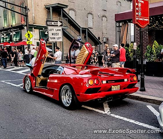 Lamborghini Diablo spotted in Somerville, New Jersey