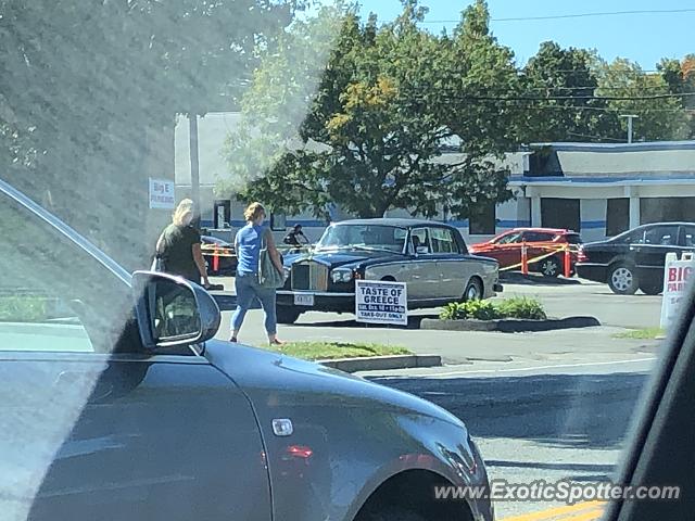 Rolls-Royce Silver Shadow spotted in West Springfield, Massachusetts