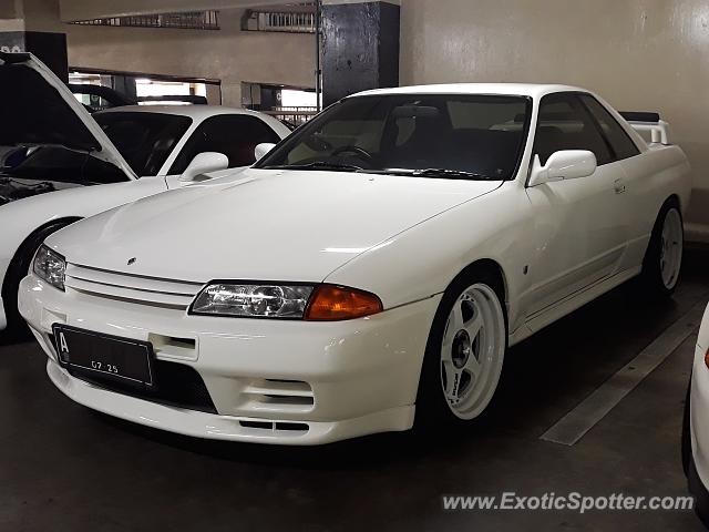 Nissan Skyline spotted in Jakarta, Indonesia