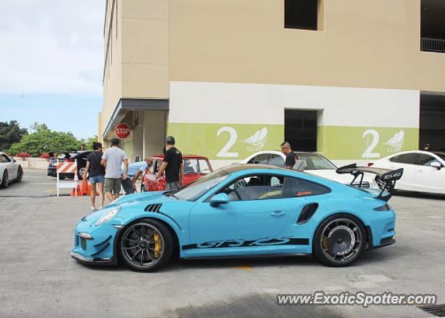 Porsche 911 GT3 spotted in Honolulu, Hawaii