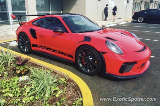 Porsche 911 GT3 spotted in Honolulu, Hawaii