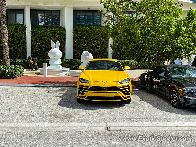 Lamborghini Urus spotted in Miami Beach, Florida