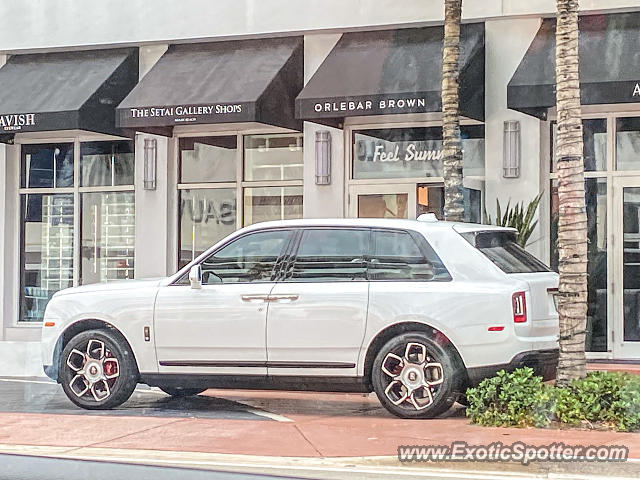 Rolls-Royce Cullinan spotted in Miami Beach, Florida