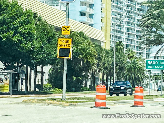 Rolls-Royce Cullinan spotted in Miami Beach, Florida