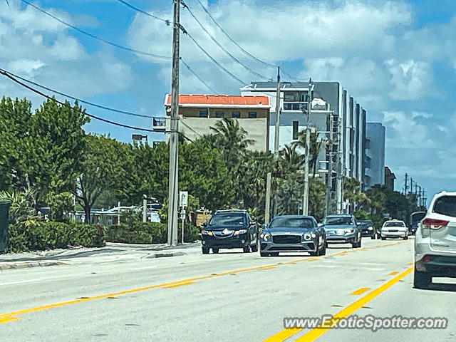 Bentley Flying Spur spotted in Hollywood Beach, Florida