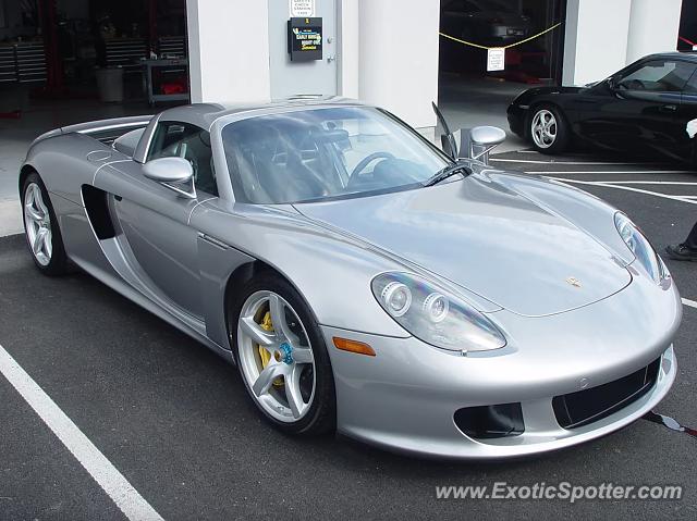Porsche Carrera GT spotted in Honolulu, Hawaii