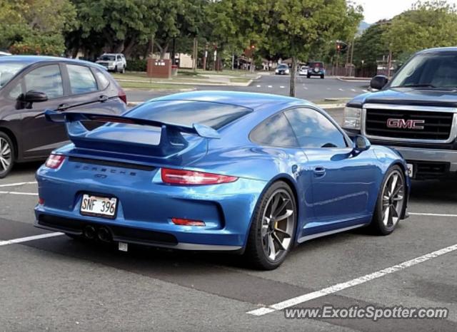 Porsche 911 GT3 spotted in Honolulu, Hawaii
