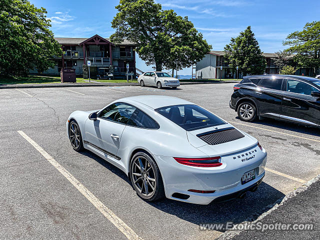 Porsche 911 spotted in Mount Pisgah, North Carolina