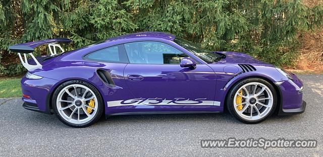 Porsche 911 GT3 spotted in Honolulu, Hawaii