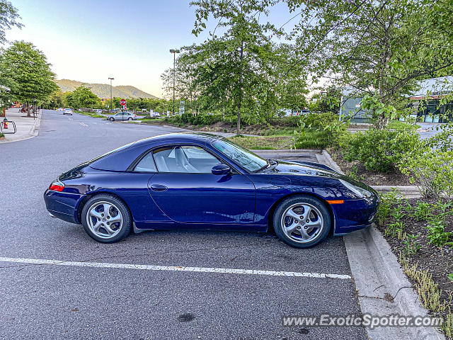 Porsche 911 spotted in Asheville, North Carolina