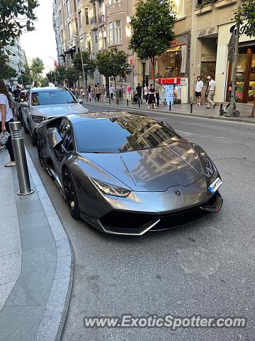 Lamborghini Huracan spotted in Istanbul, Turkey