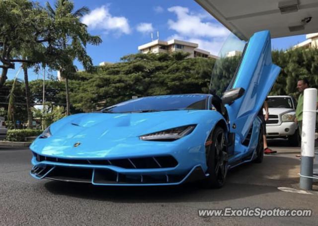 Lamborghini Centenario spotted in Honolulu, Hawaii