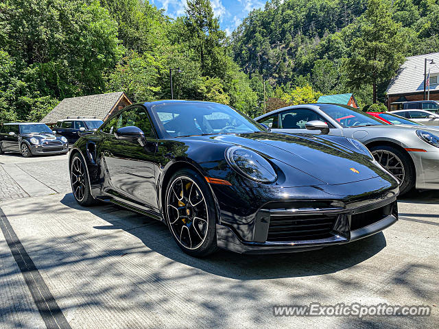 Porsche 911 spotted in Tapoco Lodge, North Carolina