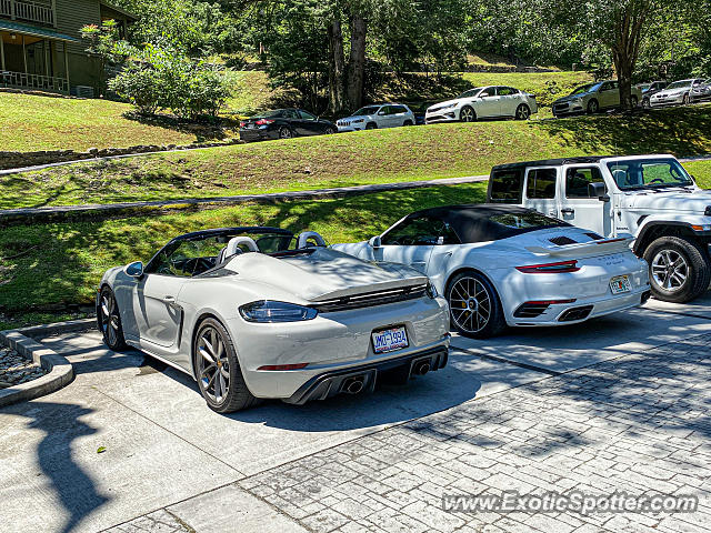 Porsche 911 Turbo spotted in Tapoco Lodge, North Carolina
