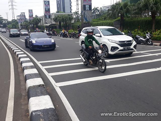 Porsche 911 spotted in Jakarta, Indonesia