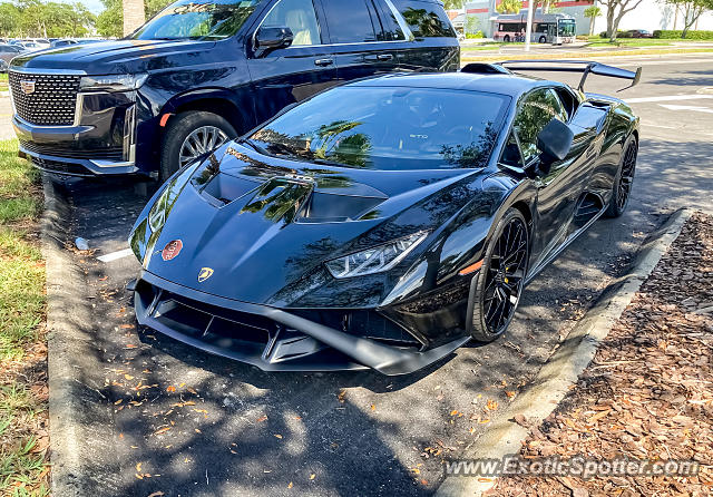 Lamborghini Huracan spotted in Jacksonville, Florida