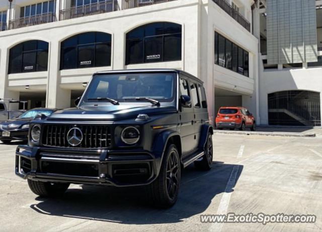 Mercedes 4x4 Squared spotted in Honolulu, Hawaii
