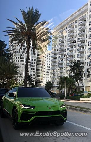 Lamborghini Urus spotted in Miami, Florida