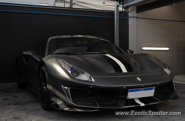 Ferrari 488 GTB spotted in Curitiba, Brazil