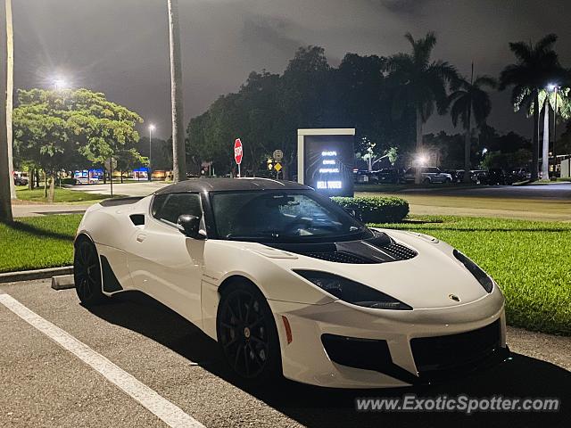 Lotus Evora spotted in Fort Myers, Florida