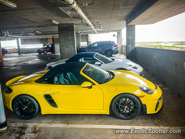 Porsche Cayman GT4 spotted in Pensacola Beach, Florida