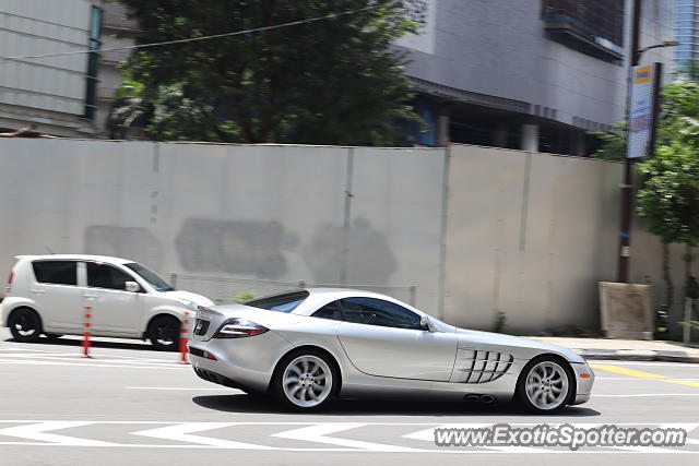 Mercedes SLR spotted in Kuala lumpur, Malaysia