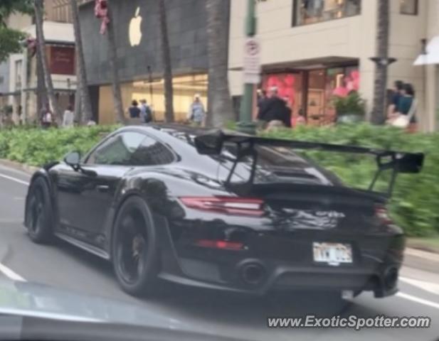 Porsche 911 GT2 spotted in Honolulu, Hawaii