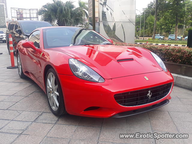 Ferrari California spotted in Jakarta, Indonesia