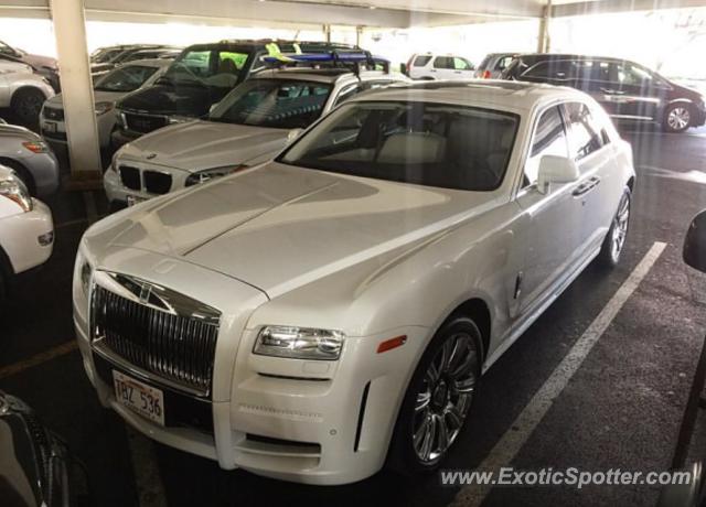 Rolls-Royce Phantom spotted in Honolulu, Hawaii