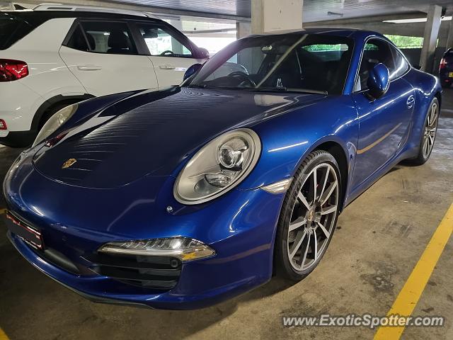 Porsche 911 spotted in Penrith, Australia
