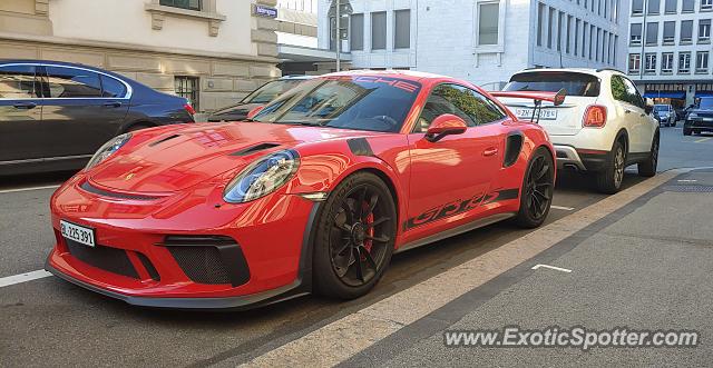 Porsche 911 GT3 spotted in Zurich, Switzerland