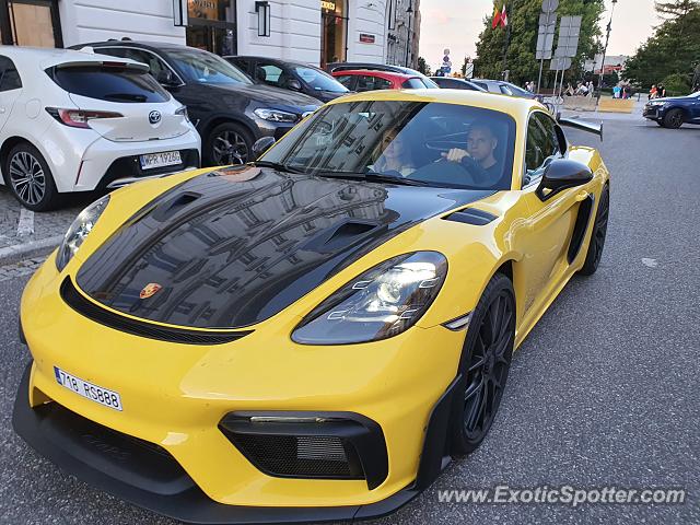 Porsche Cayman GT4 spotted in Warsaw, Poland