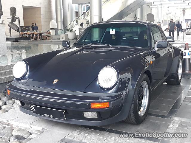 Porsche 911 Turbo spotted in Jakarta, Indonesia
