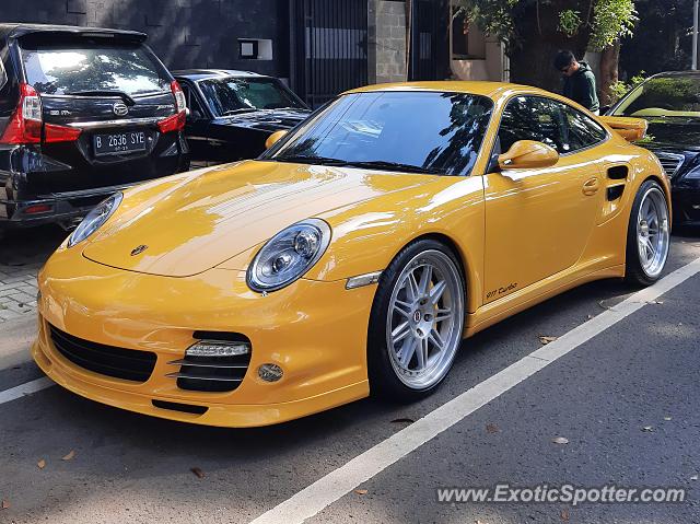 Porsche 911 Turbo spotted in Jakarta, Indonesia