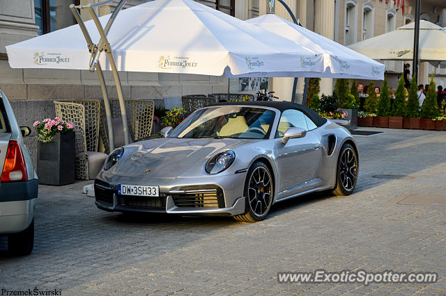 Porsche 911 Turbo spotted in Karpacz, Poland