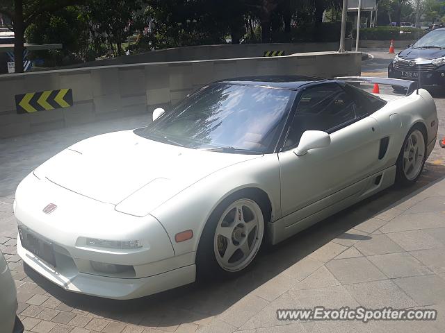 Acura NSX spotted in Jakarta, Indonesia