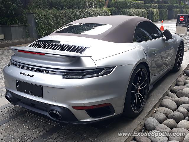 Porsche 911 Turbo spotted in Jakarta, Indonesia