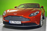 Aston Martin DB11
