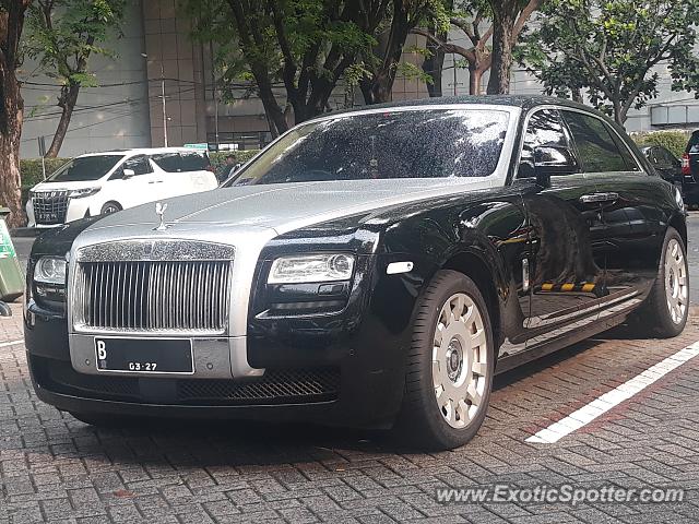 Rolls-Royce Ghost spotted in Jakarta, Indonesia