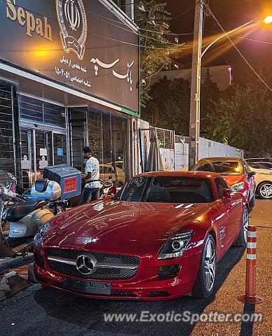 Mercedes SLS AMG spotted in Tehran, Iran