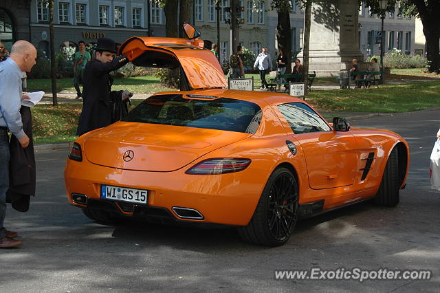 Mercedes SLS AMG spotted in Munich, Germany