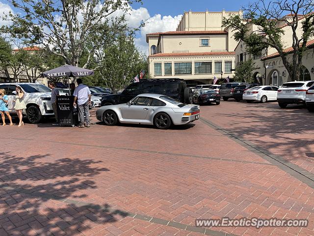 Porsche 959 spotted in Dallas, Texas