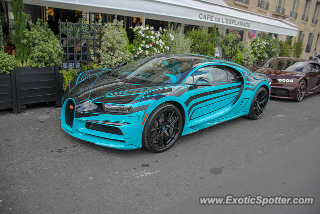 Bugatti Chiron spotted in Paris, France