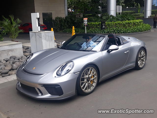 Porsche 911 spotted in Jakarta, Indonesia
