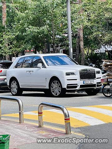 Rolls-Royce Cullinan spotted in Seoul, South Korea