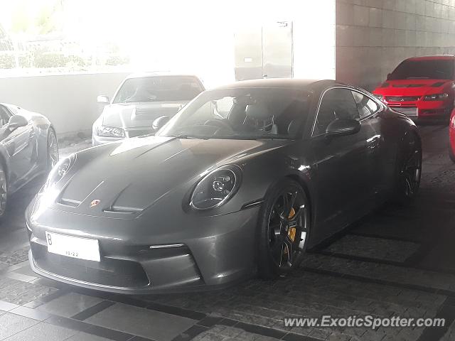 Porsche 911 GT3 spotted in Jakarta, Indonesia